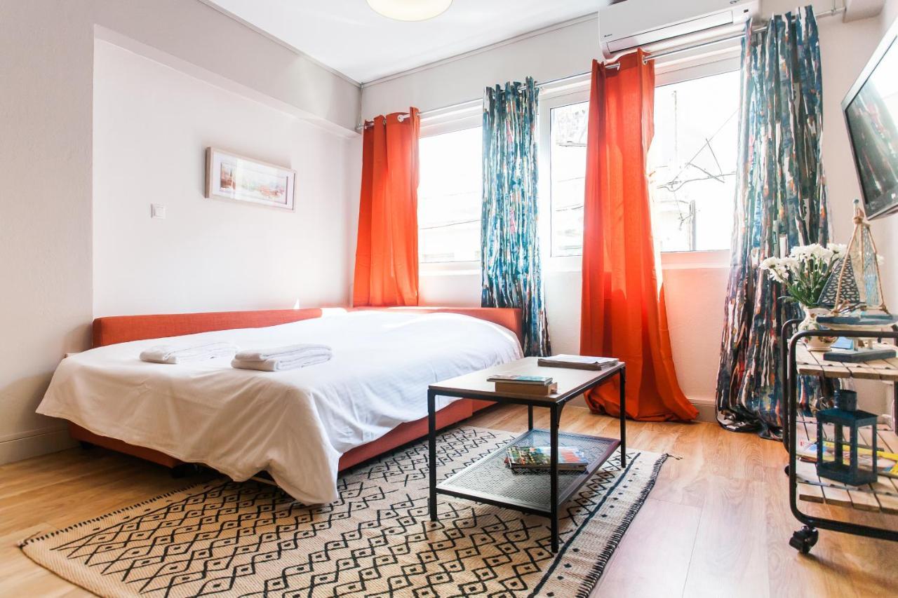 Tostay-Unique Apartment Hotel In Athens Center! ภายนอก รูปภาพ