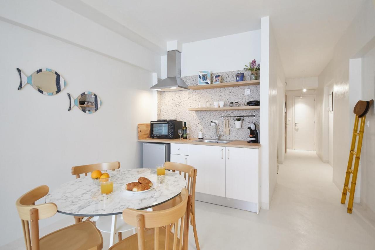 Tostay-Unique Apartment Hotel In Athens Center! ภายนอก รูปภาพ