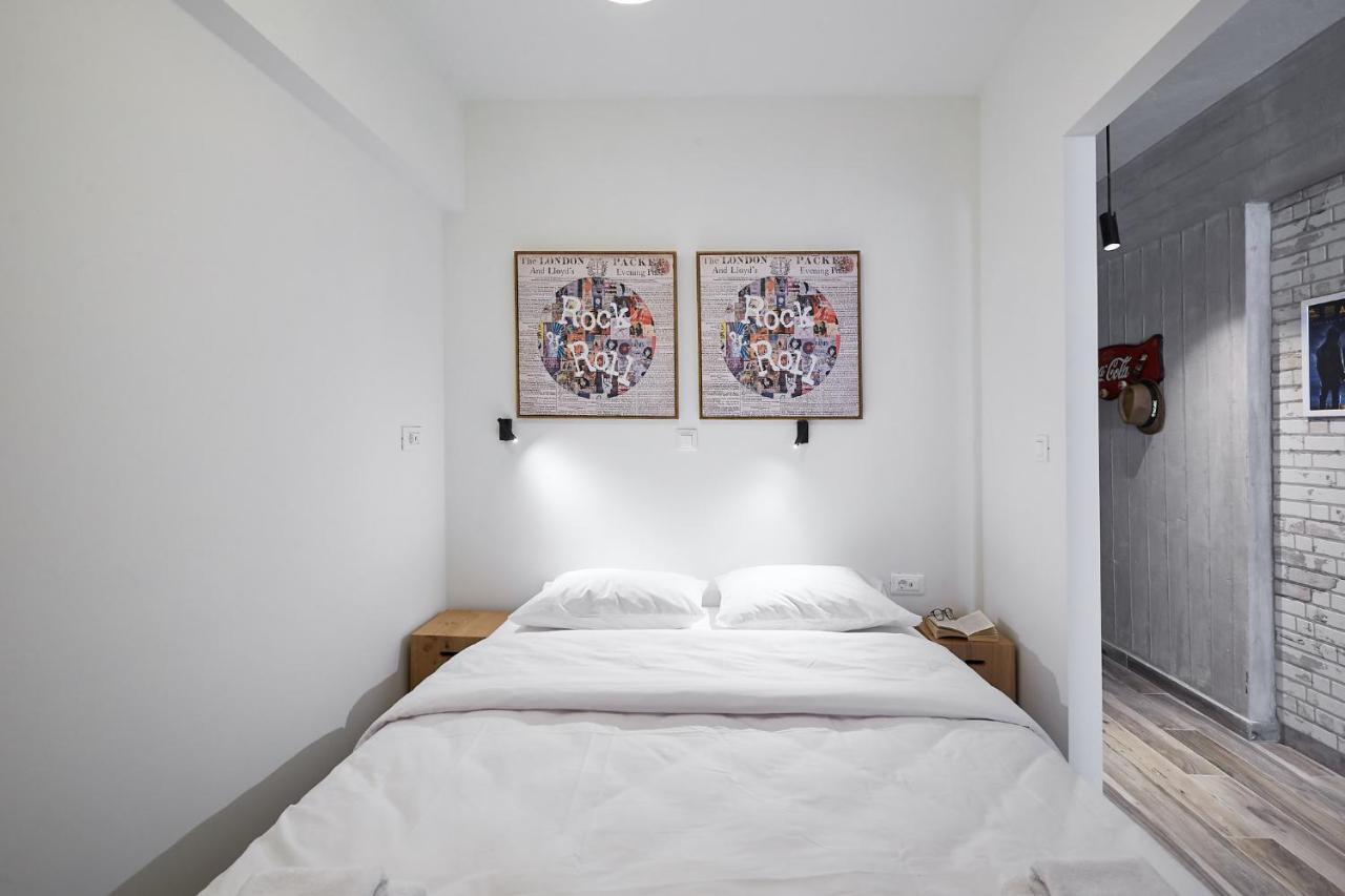 Tostay-Unique Apartment Hotel In Athens Center! ภายนอก รูปภาพ