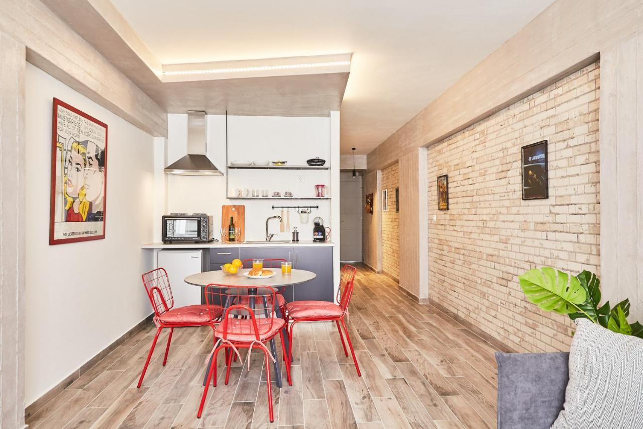 Tostay-Unique Apartment Hotel In Athens Center! ภายนอก รูปภาพ