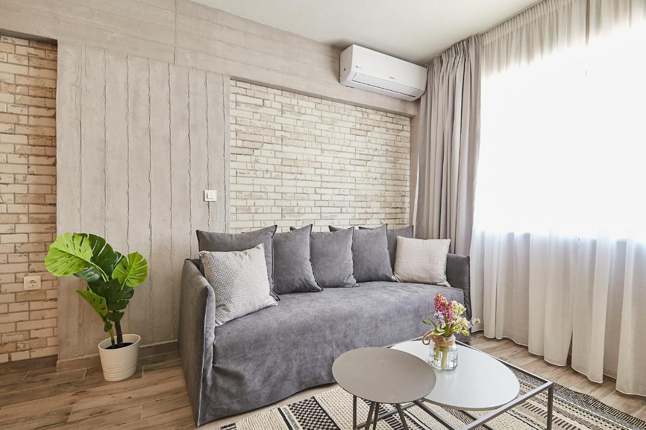 Tostay-Unique Apartment Hotel In Athens Center! ภายนอก รูปภาพ